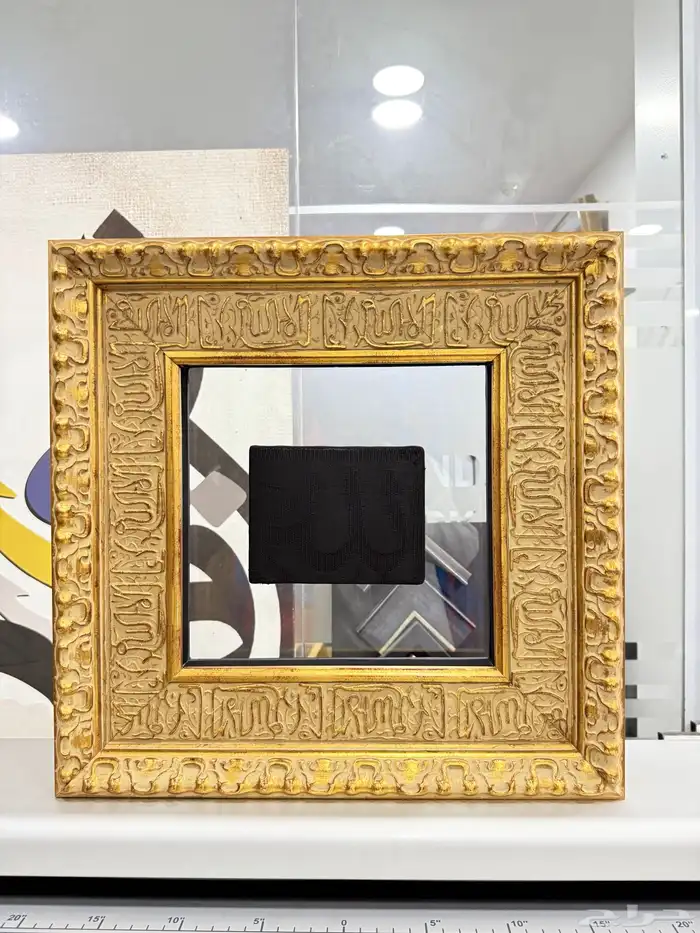 هدايا الشيوخ ورجال الاعمال قطع من كسوة الكعبة 30