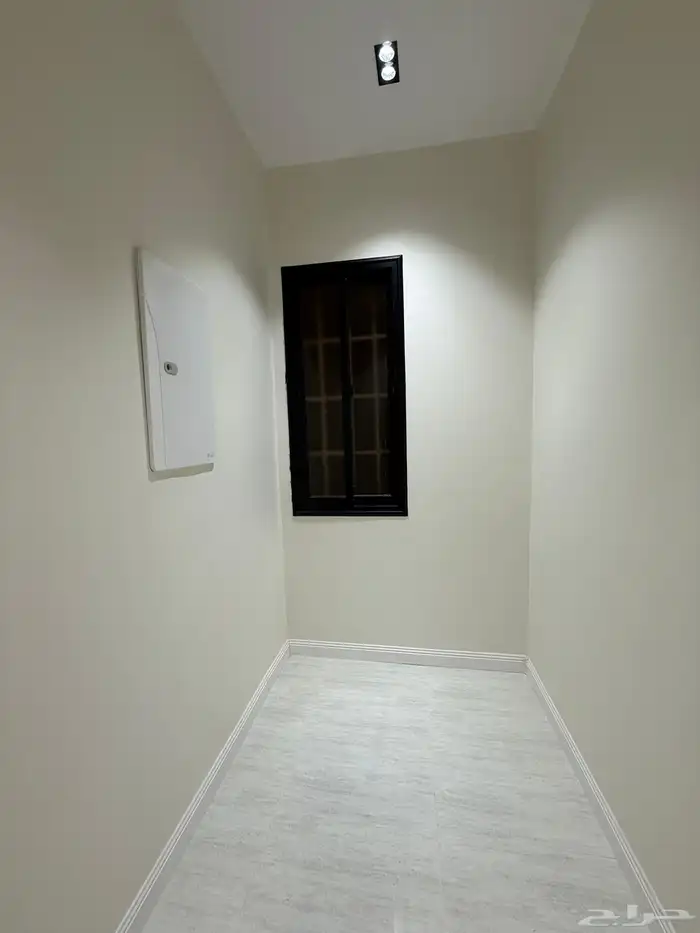 للبيع شقق ارضيه ببايكة سيارة وشقق علويه ف حي الموسي 29