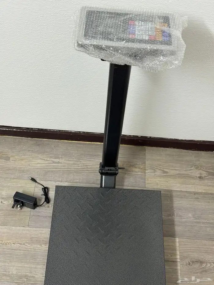 ميزان الكتروني 300 كيلو قابل للطيء 7