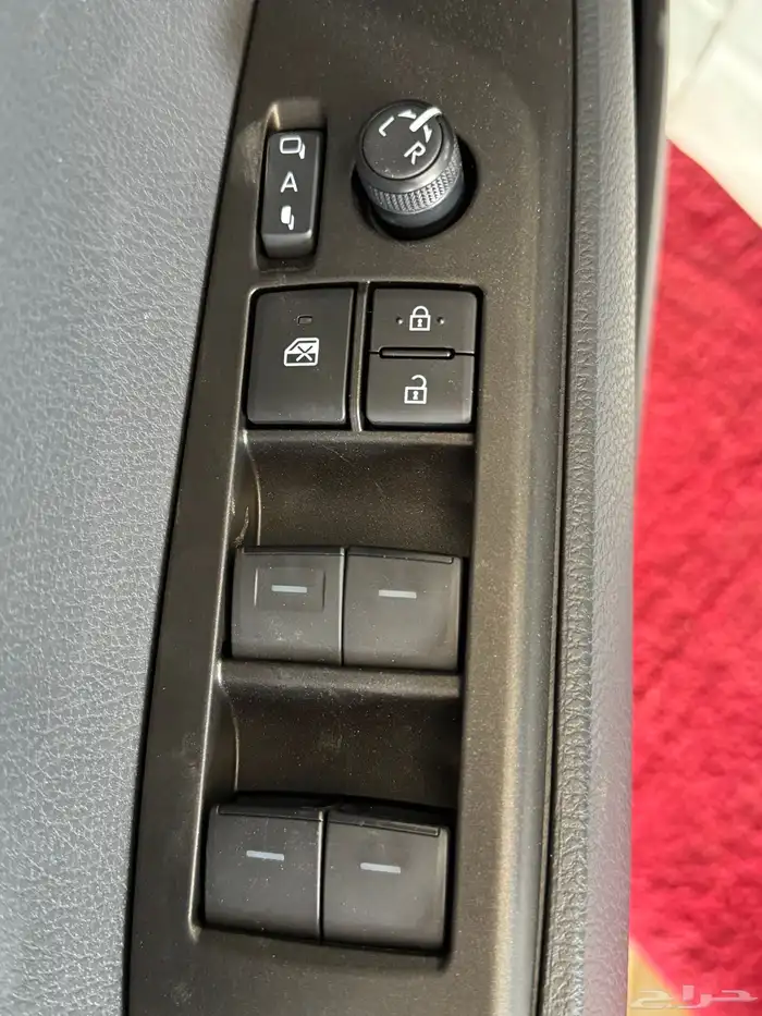 تويوتا   كامري E هايبرد2025 جديد سعودي 100.950 شامل الضريبة 8