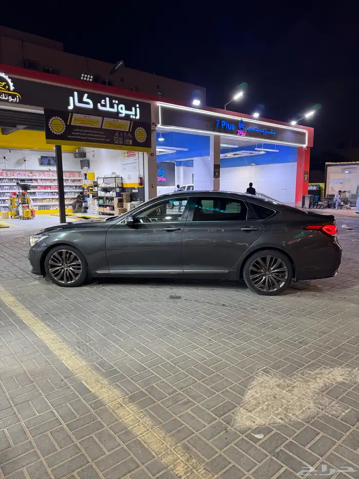 للبيع جنسس 2018 0