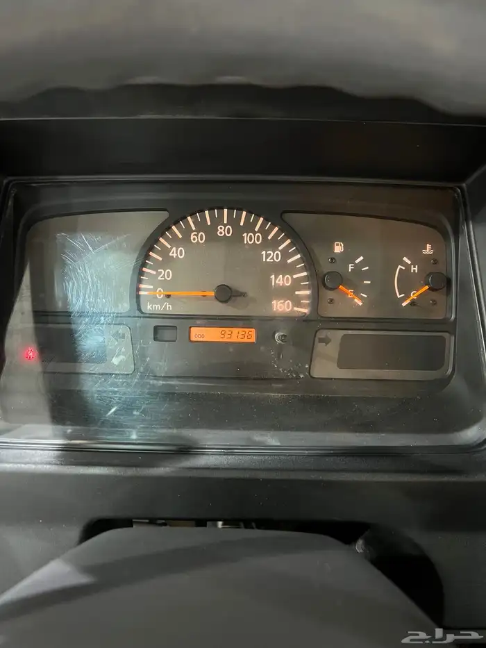 للبيع باص نيسان سيفيليان موديل 2008 ممشي قليل بنزين 10