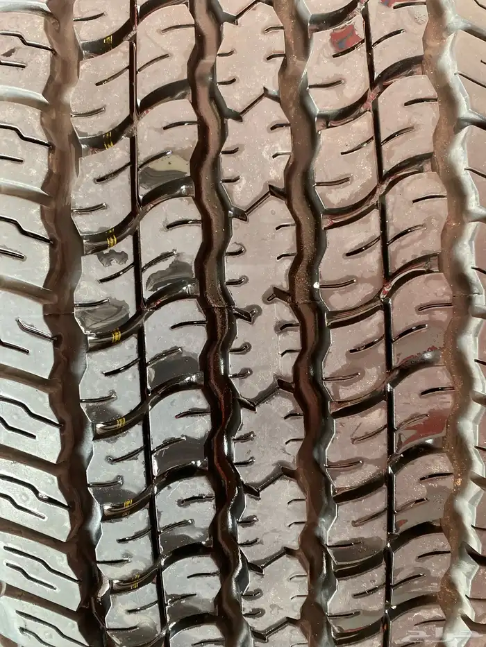 كفرات تويو شبه الجديد 3