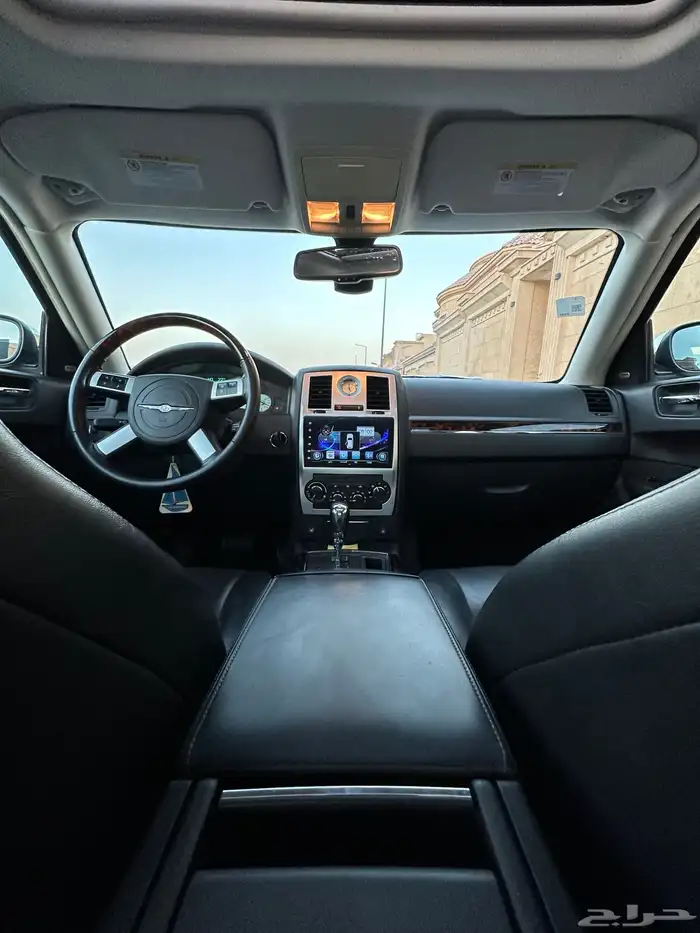 كرايزلر C300 2008 فل كامل نظيف للبيع 13