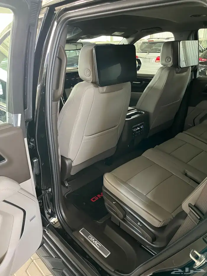 يوكن 2025 الفيشن ممشى قليل الجميح 28