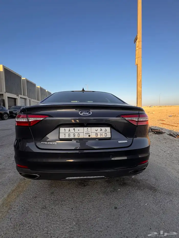 فورد تورس 2021 ترتد بلس كحلي 4