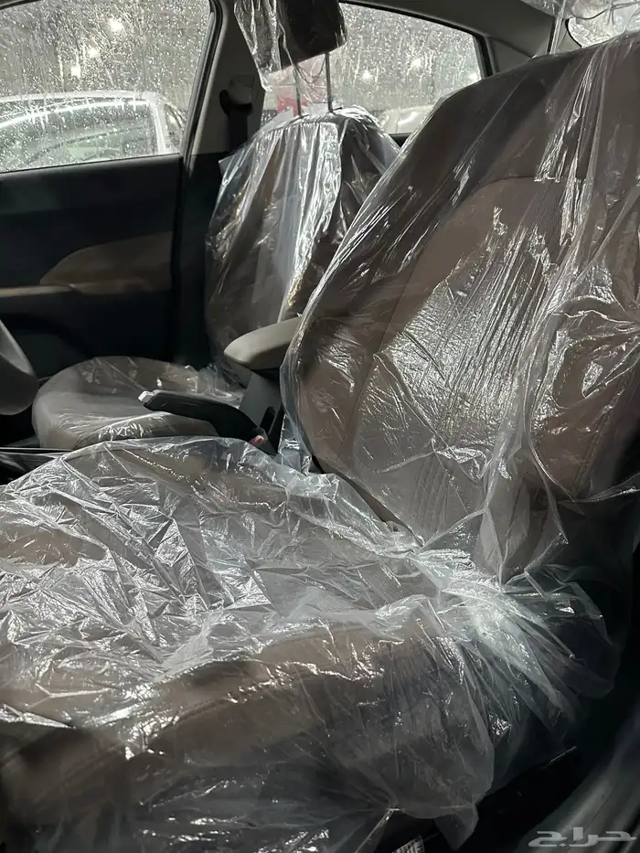 اكسنت استاندر الناغي اللون فضي موديل 2026 9