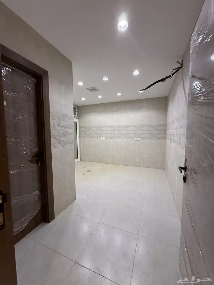 دور فاخر للبيع حي المحيسن النموذجي مقابل القطار شارعين 25