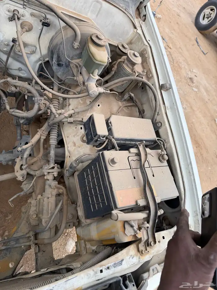 هايلوكس 2002 ديزل مخبطة للبيع 7