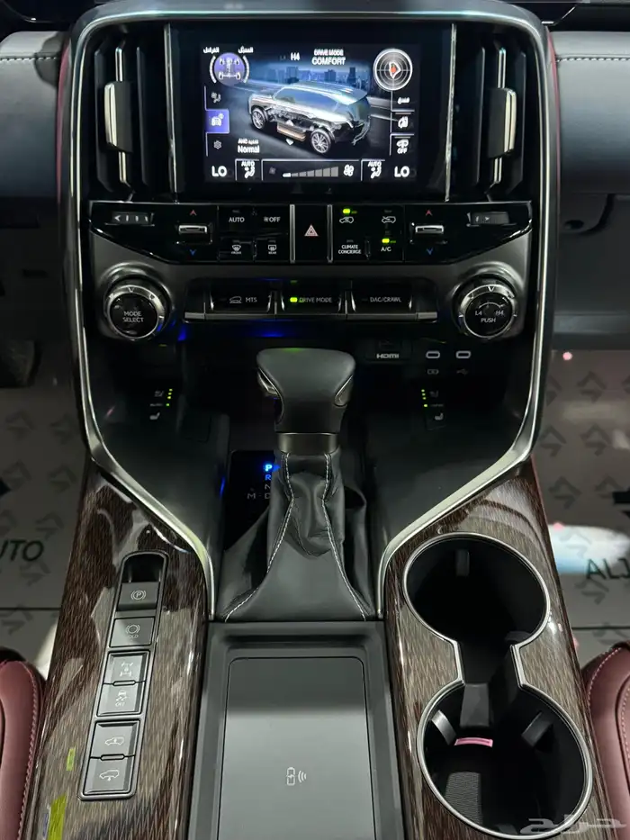 لكزس LX 600 BB جديد موديل 2025 سعودي 10
