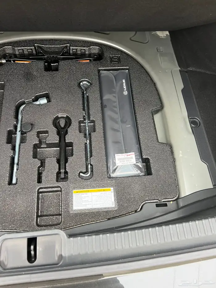 لكزس 350 موديل 2024 12