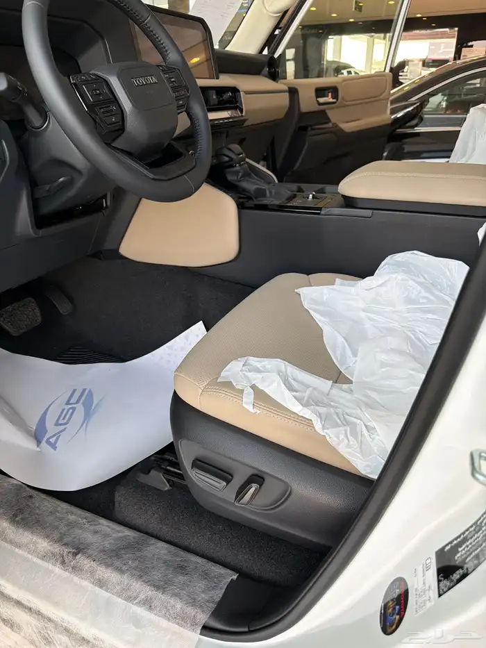 برادو بنزين 2025 TXL2 6