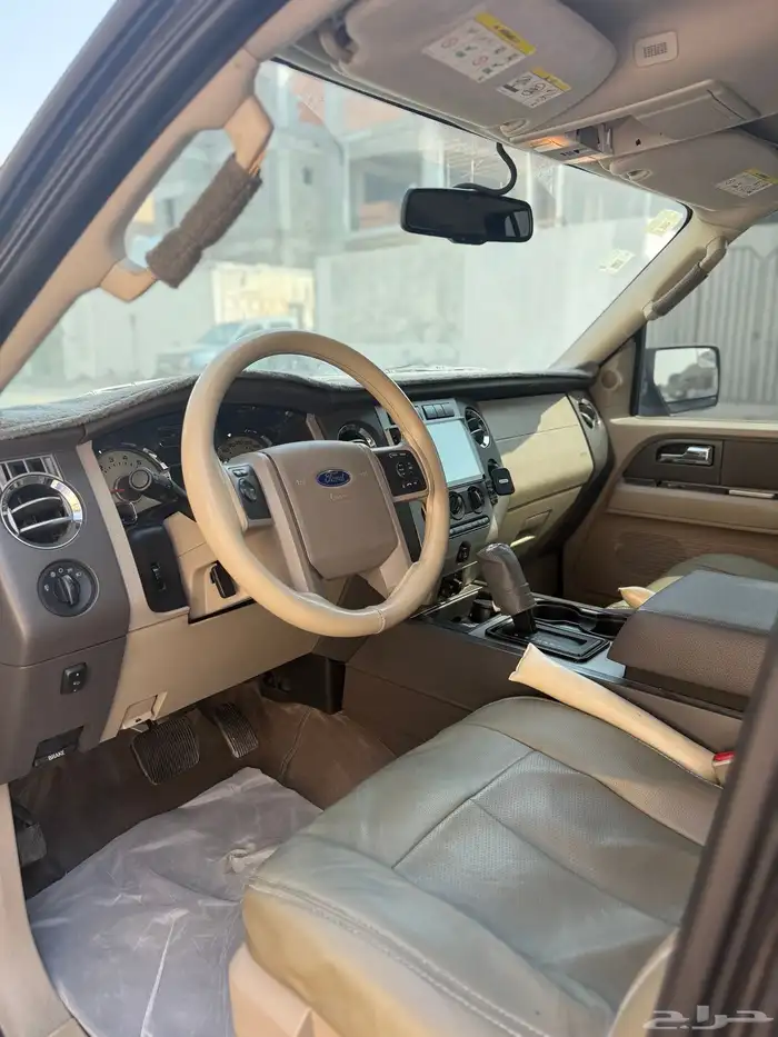 فورد أكسبيدشن - 2014 مستخدم اول وبحالة الوكاله 10