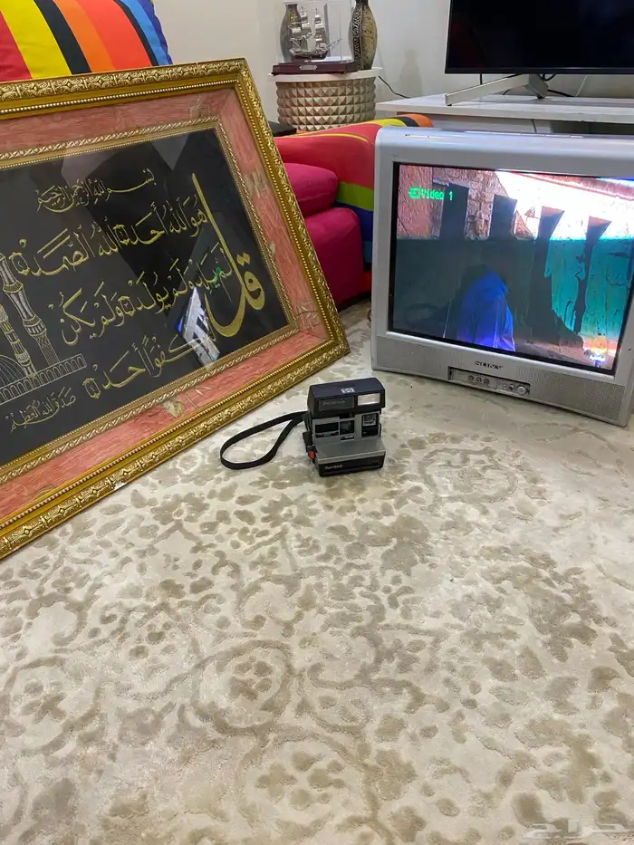 توراثيات توارث تلفزيون سوني كاميرا قديمه لوحة سوره الإخلاص 0