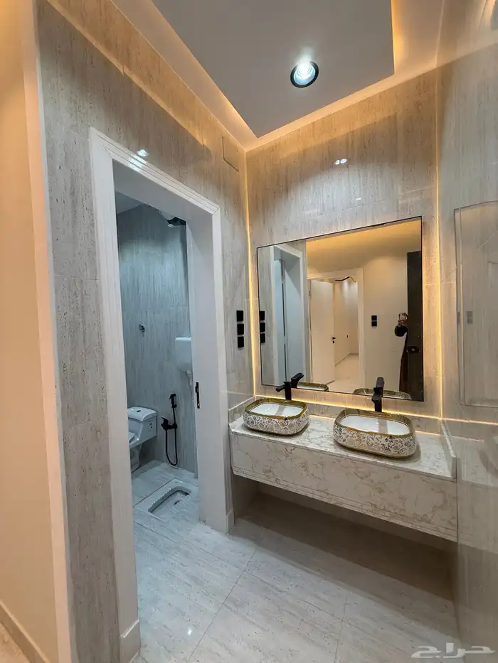 للبيع شقق سكنية فاخرة بمساحات واسعه ب اسطح خاصة ومصعد شغال 7