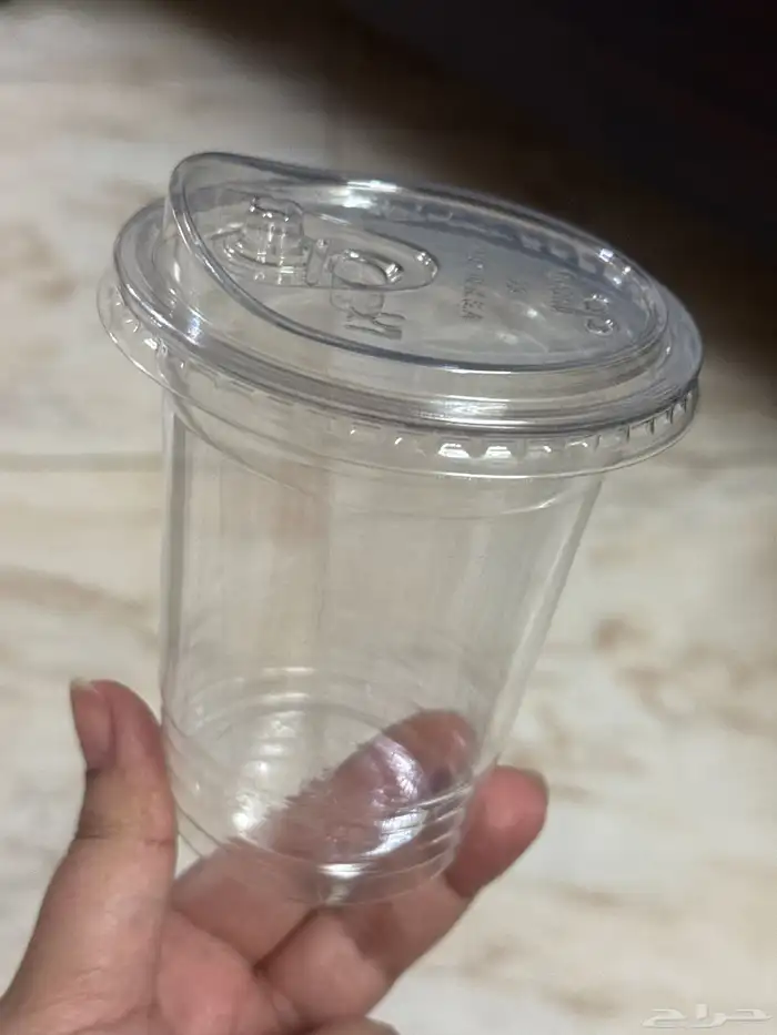 كاسات بلاستيك 0