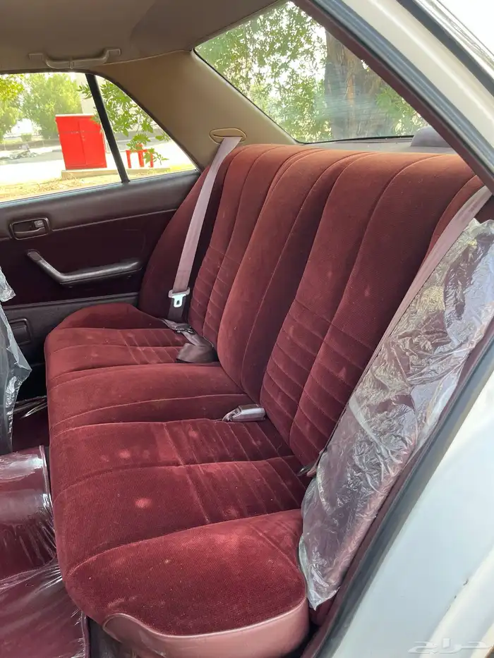 كرسيدا 1996 xl مخزنه شبه الجديده 60