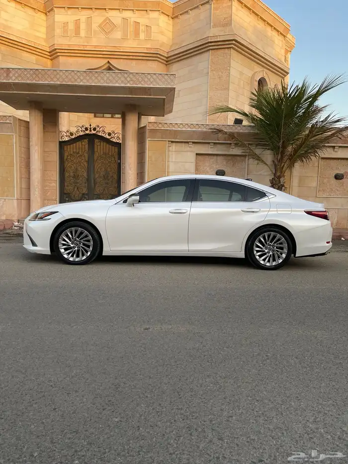 لكزس 2019 ES350 DD ممشى قليل 1