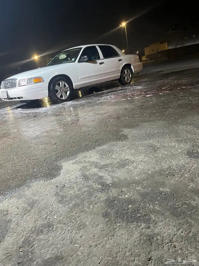 فورد فكتوريا 2008 0