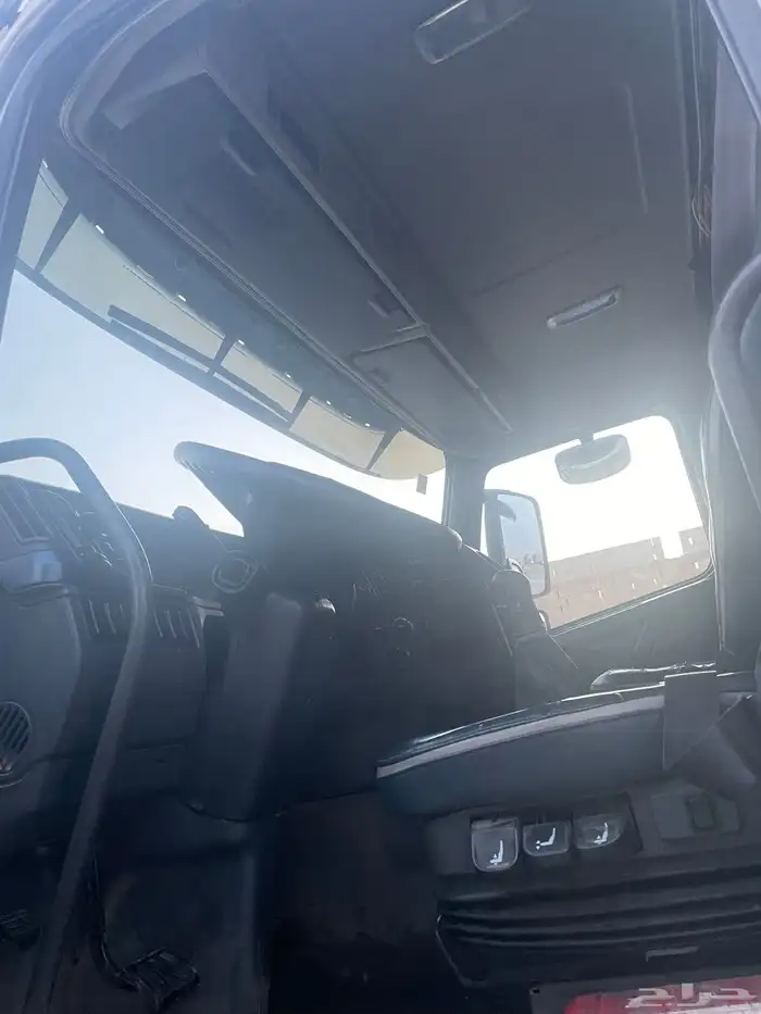 شاحنات فلفو 12