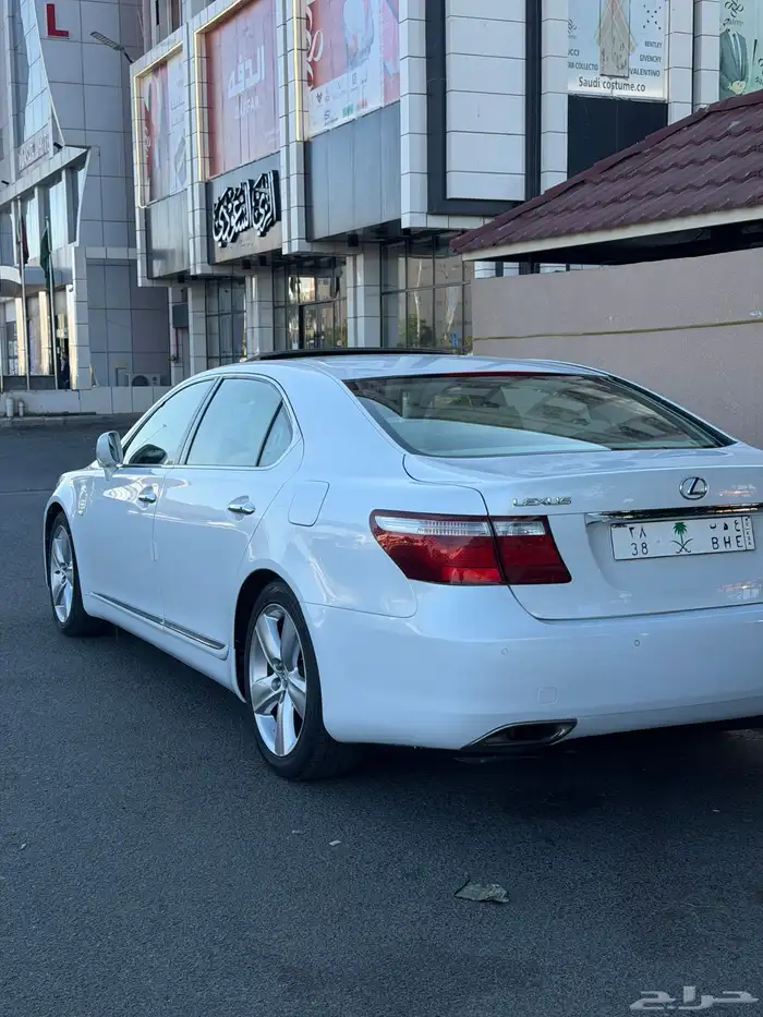 لكزس LS460 مديل2008 قمه النظافه 1