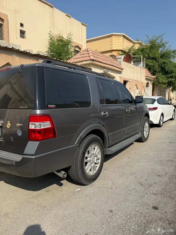 فورد أكسبيدشن - 2014 مستخدم اول وبحالة الوكاله 13