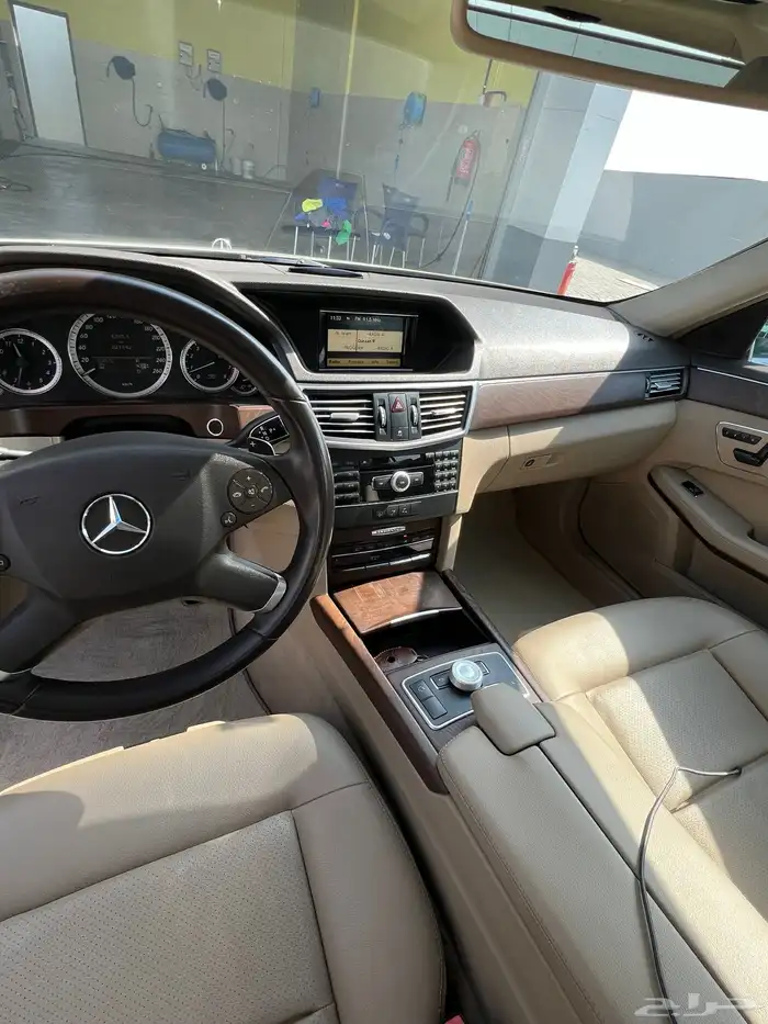 مرسدسE300جفالي مديل 20210 بانوراما دفع خلفي v6 11