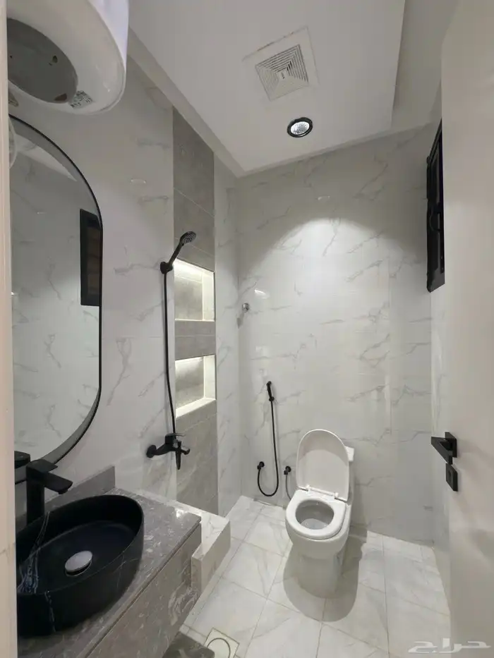 شقق علويه 6 غرف بتصميم مودرن مقابل ممشي الراقي -بسعر 550الف 17