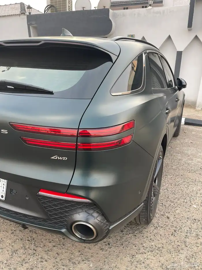 جنسس رويالGV70 2