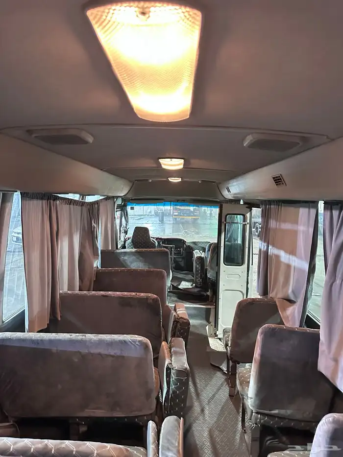 باص نيسان سيلفيان 2016 ديزل 30 راكب 26