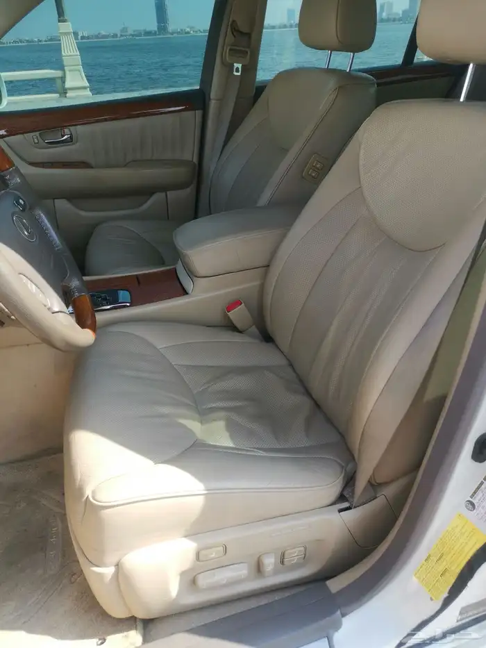 لكزس LS430 موديل 2006 31