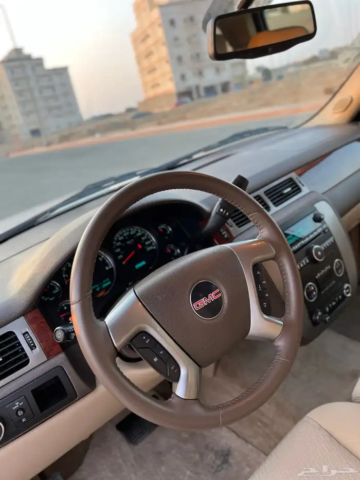 يوكن XL 2011 نظيف على الشرط 13