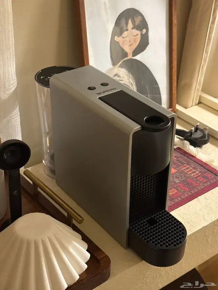 ماكينة قهوة NESPRESSO 1