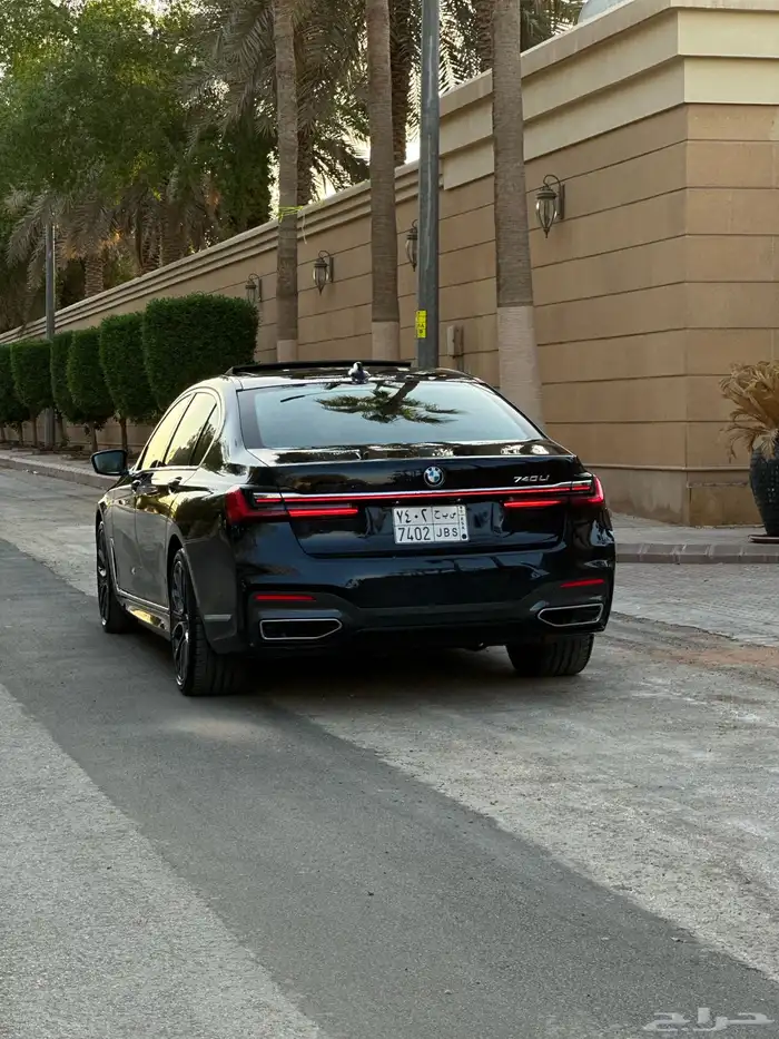 بي ام 740iL 2021 20