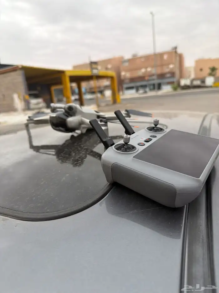 مصور درون عقارات ومزادات 1