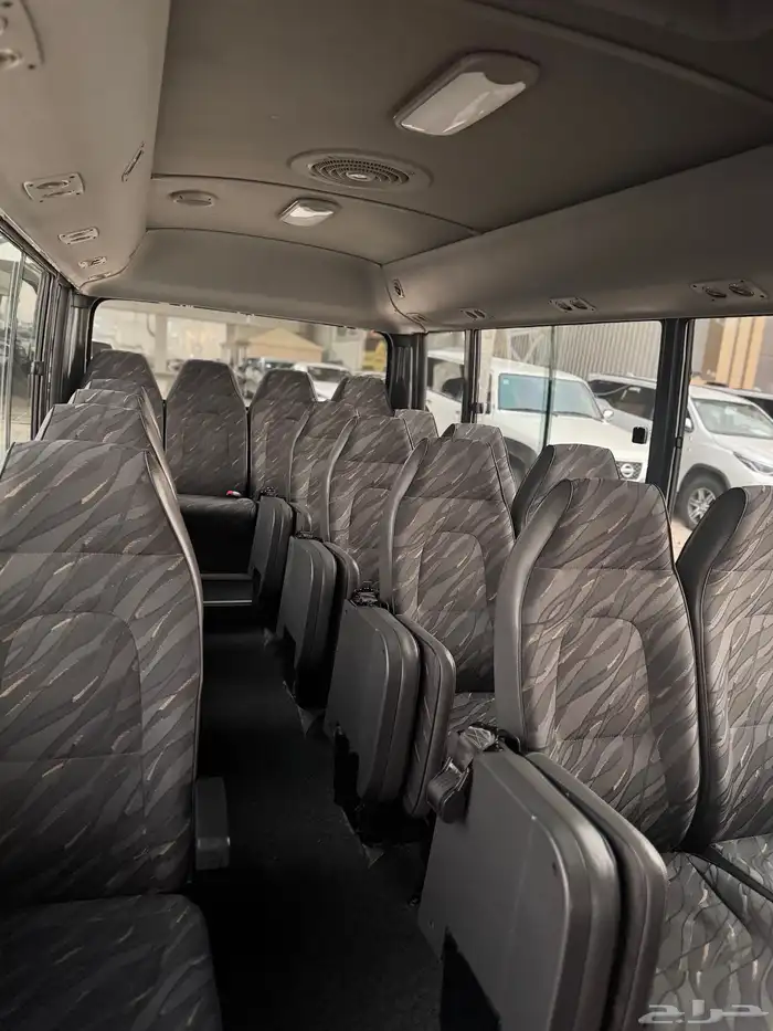 باص هونداي كونتي 2015 ديزل 30 راكب 11