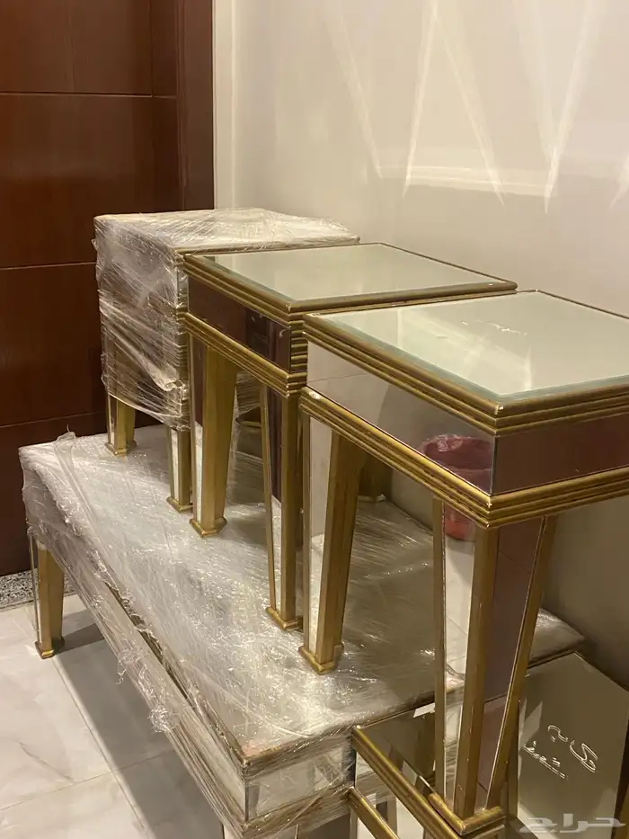 طاولات خدمه 1