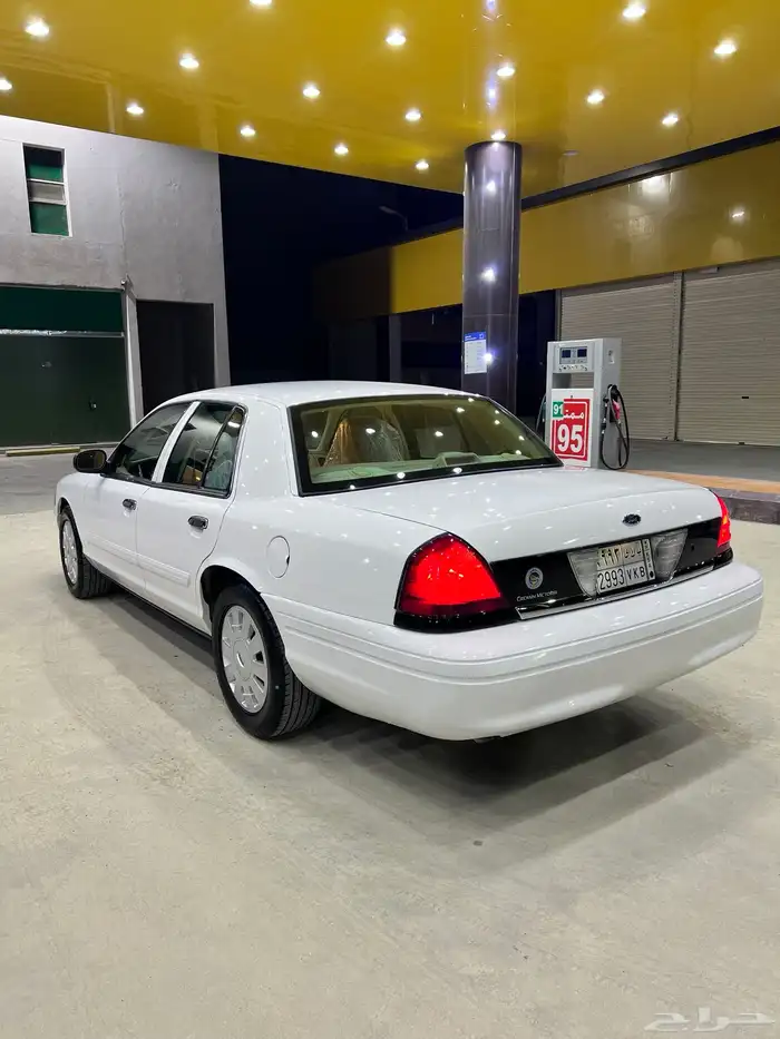 فورد فكتوريا 2011 بوليسي بدي وكالة 4