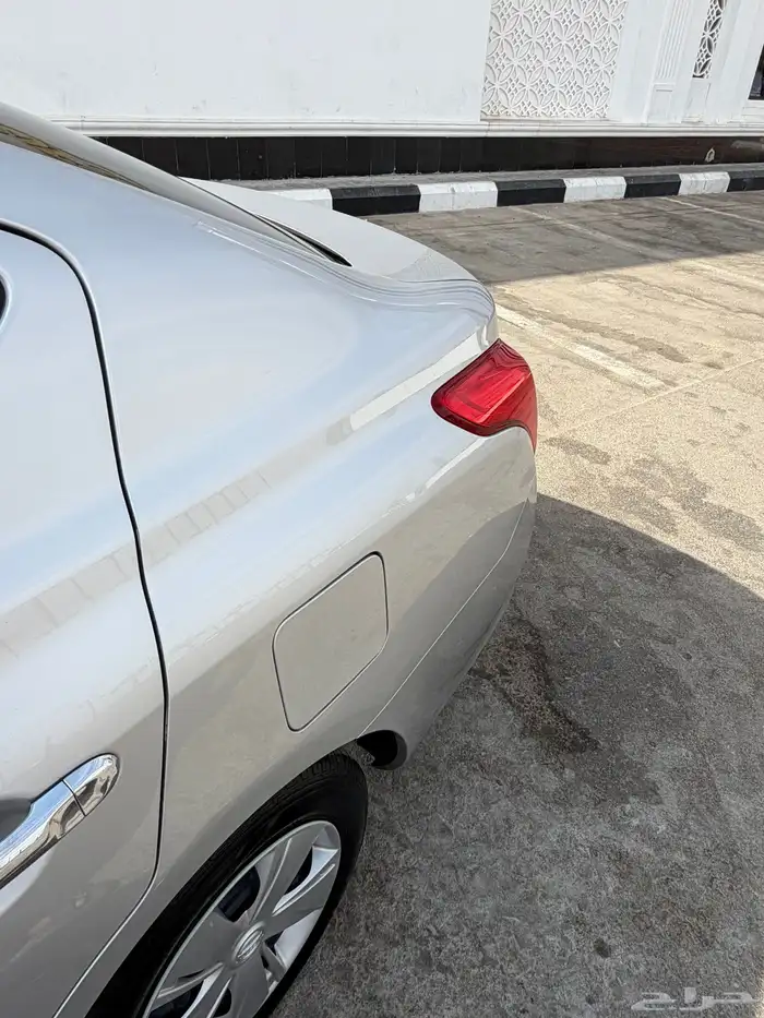 نيسان صني 19