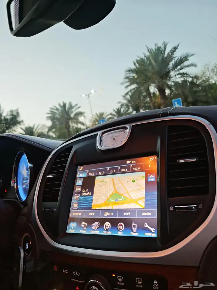 كرايزلر هيمي C300موديل 2014 34