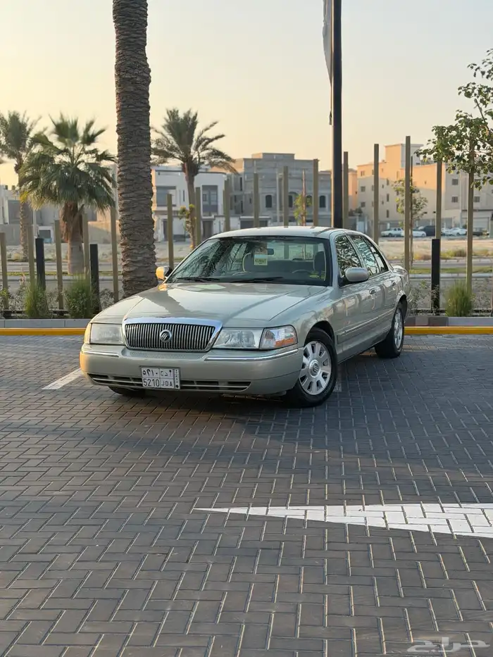 فورد جراند ماركيز مخزن ممشى 65 الف فقط 1