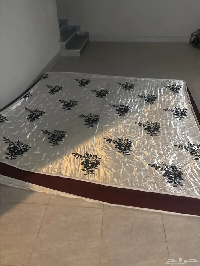 للبيع 200 ريال 0