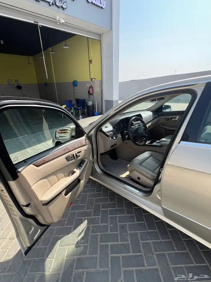 مرسدسE300جفالي مديل 20210 بانوراما دفع خلفي v6 8