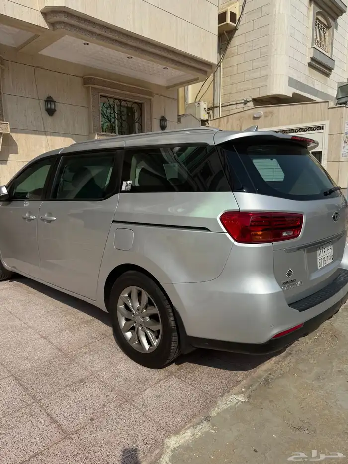 كيا كرنفال نص فل 2020 2