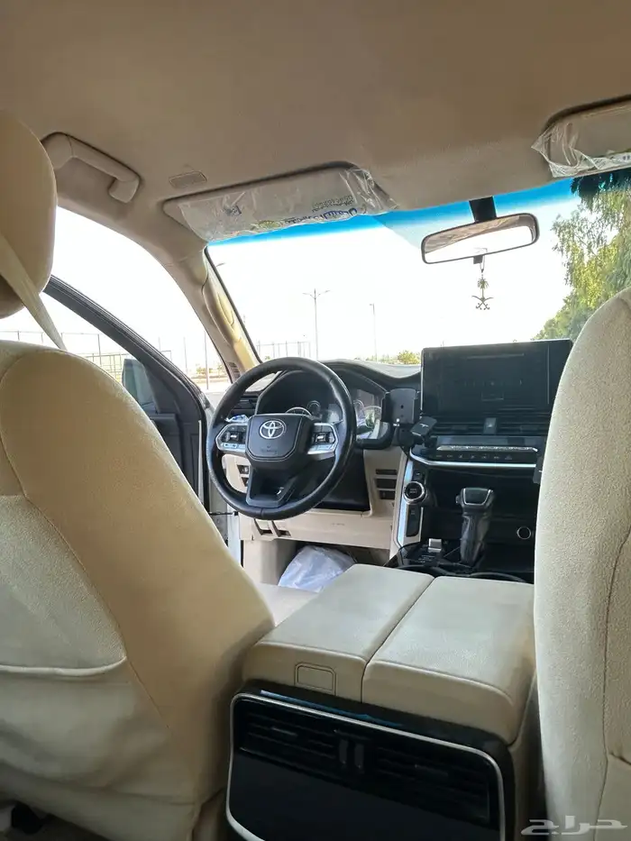 تويوتا لاندكروزر GXR ديزل 2022 16