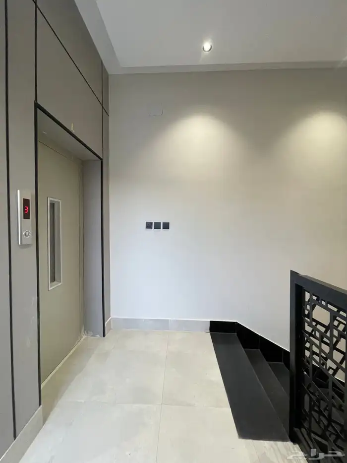 للبيع شقق علويه نظام ادوار كل شقه سطح خاص ومصعد 520 الف 22