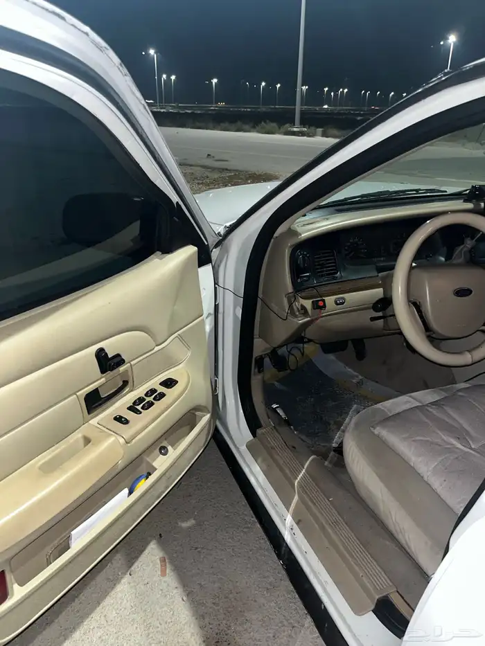 فورد فكتوريا 2008 3