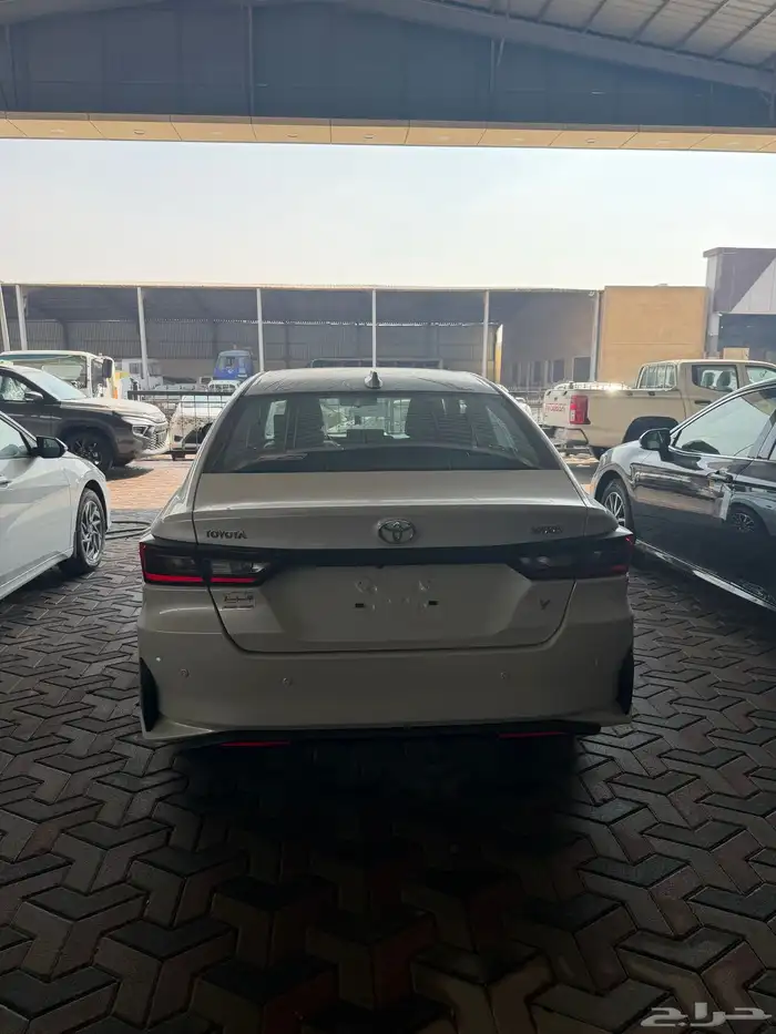 تويوتا يارس 1