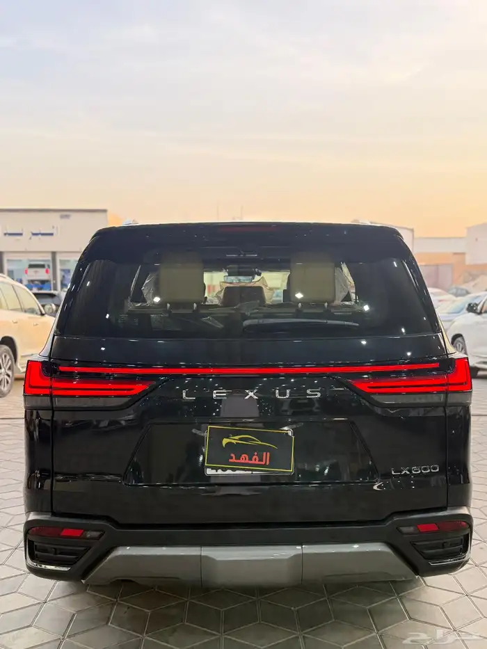 لكزس - 2023 - LX600 - BB - فل كامل 7