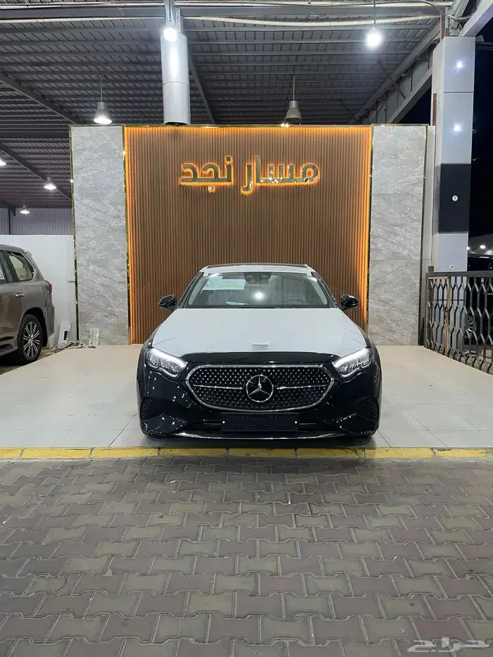 مرسيدس E200 موديل 2025 فل كامل 0